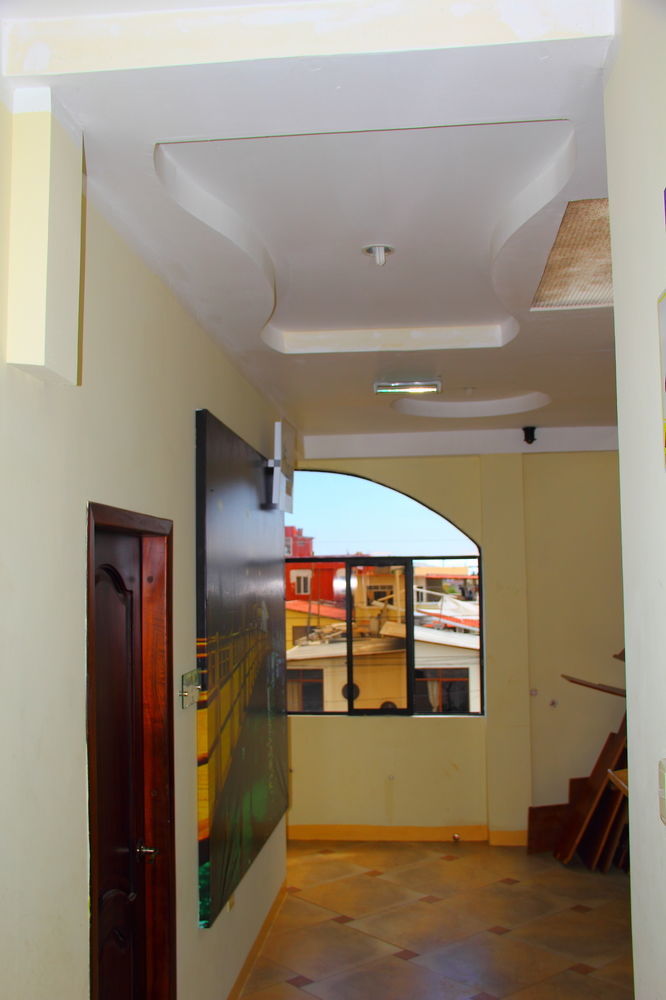 Hostal Duncan Puerto Ayora  Exterior photo